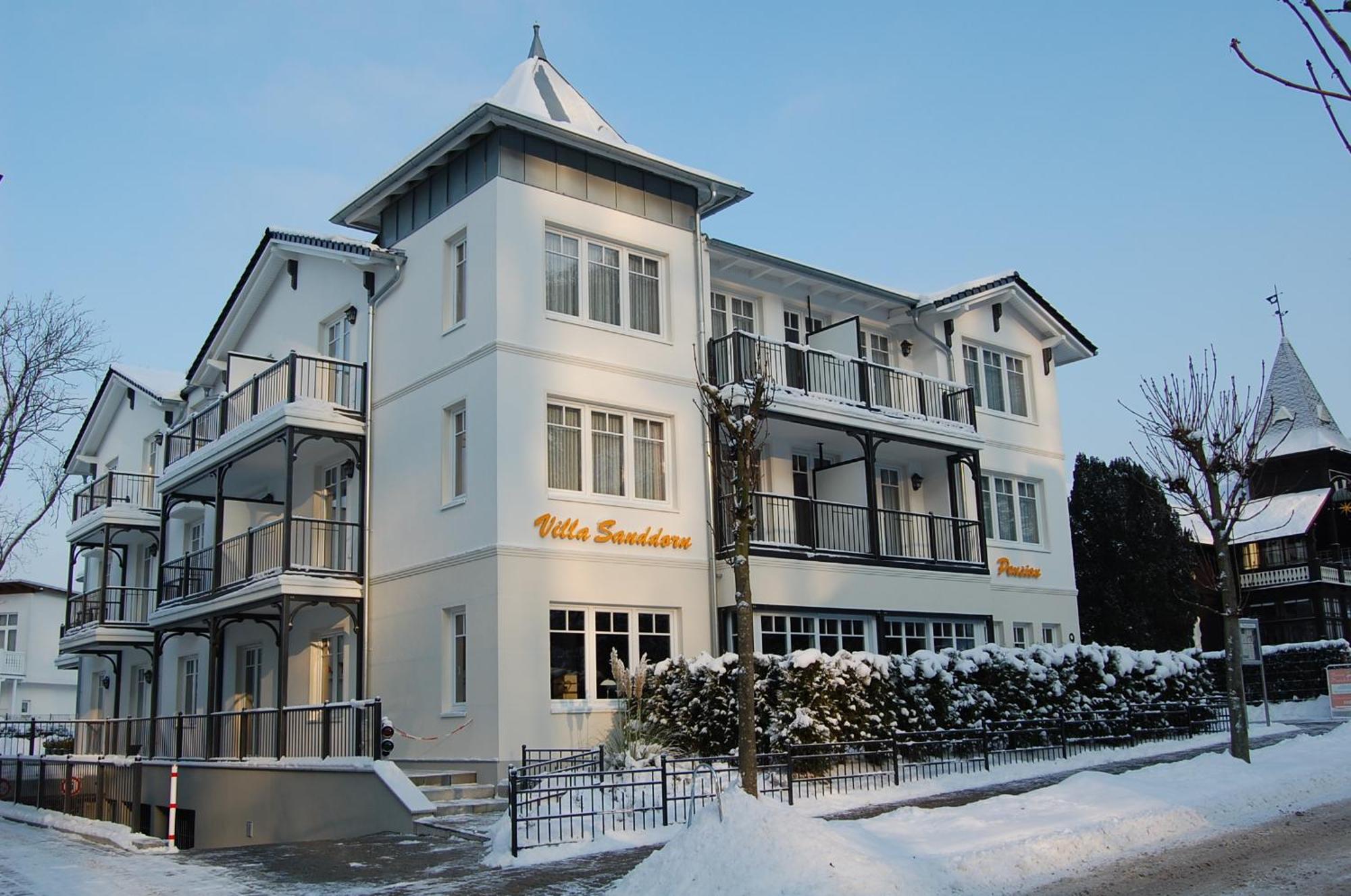Pension Sanddorn Mit Cafe Carlssons Binz Exterior photo